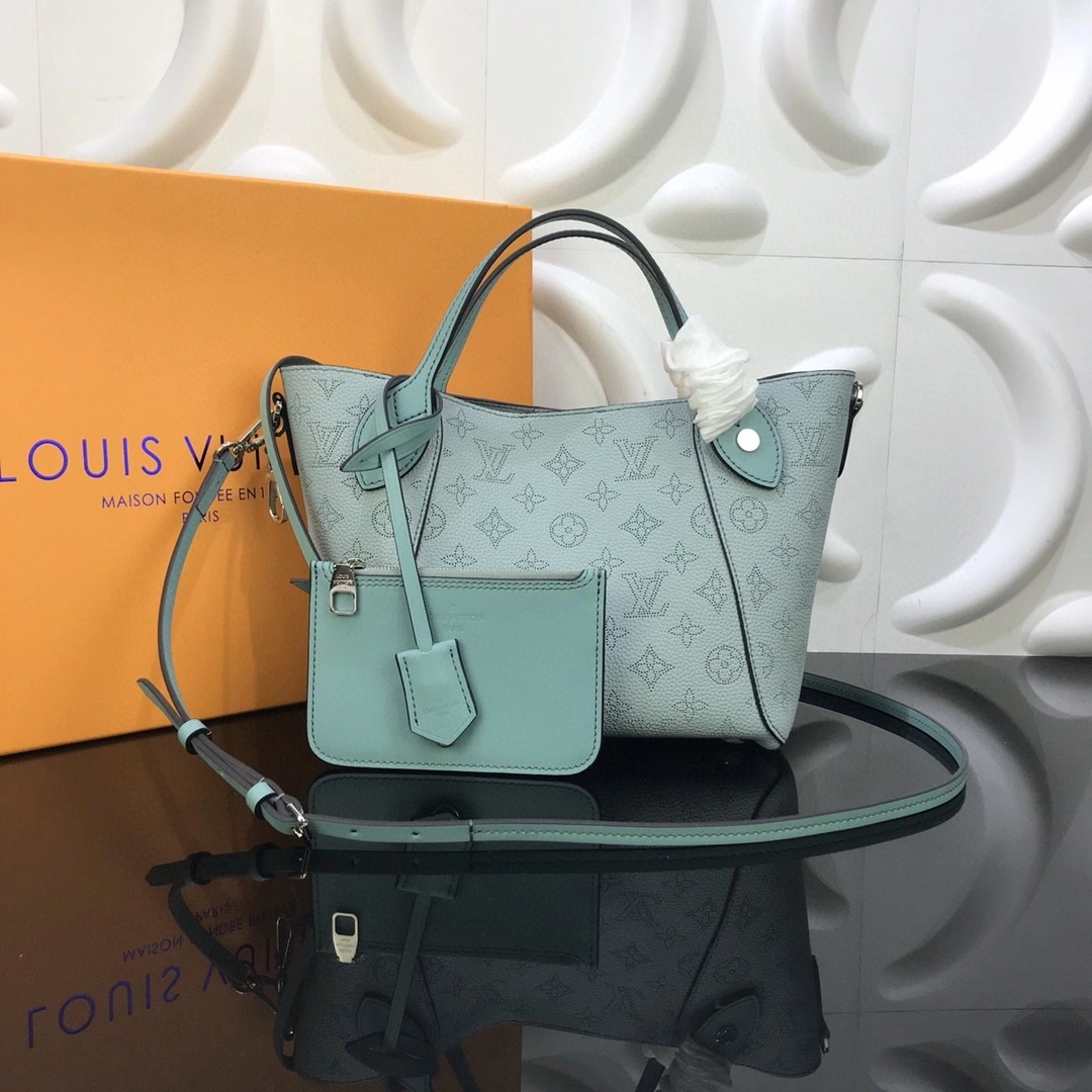 MOMO--- M55905 Calfskin item : A-B00H0362