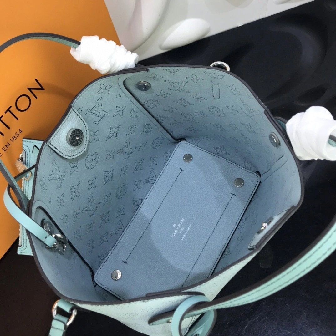 MOMO--- M55905 Calfskin item : A-B00H0362