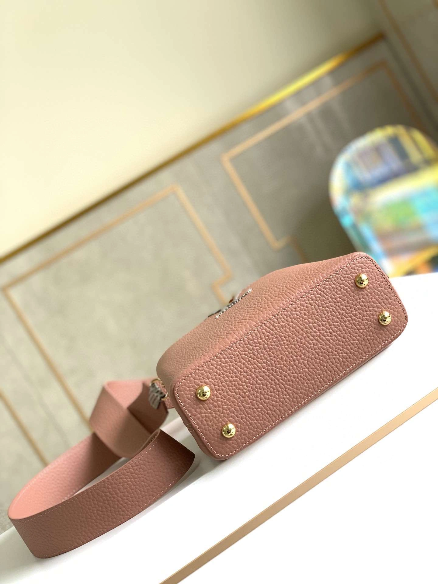 *MOMO--- M55921 item : A-B00G3021