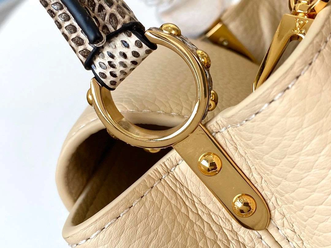 *MOMO--- M55923 item : A-B040G3025