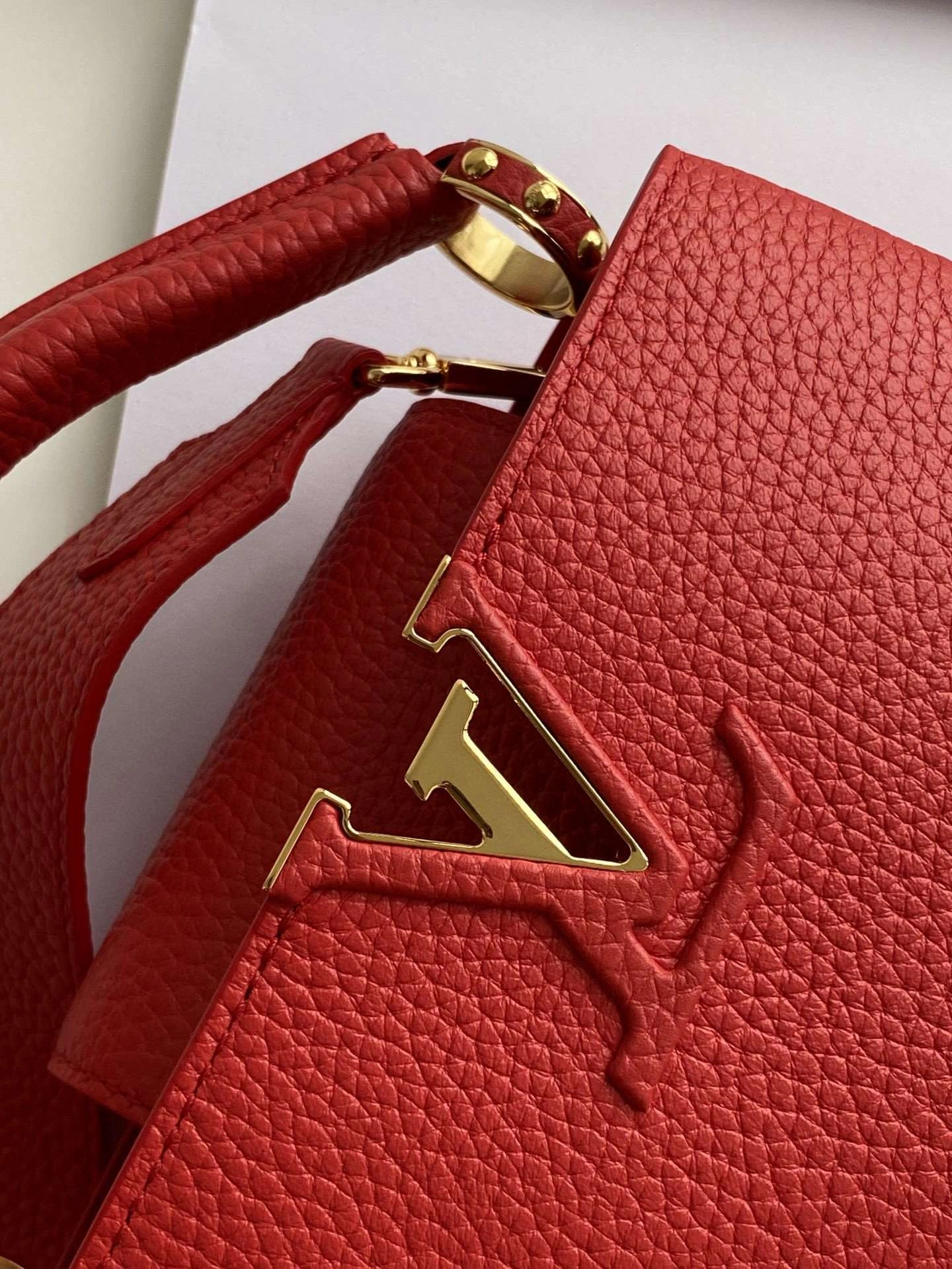 *MOMO--- M55985 item : A-B00G3023