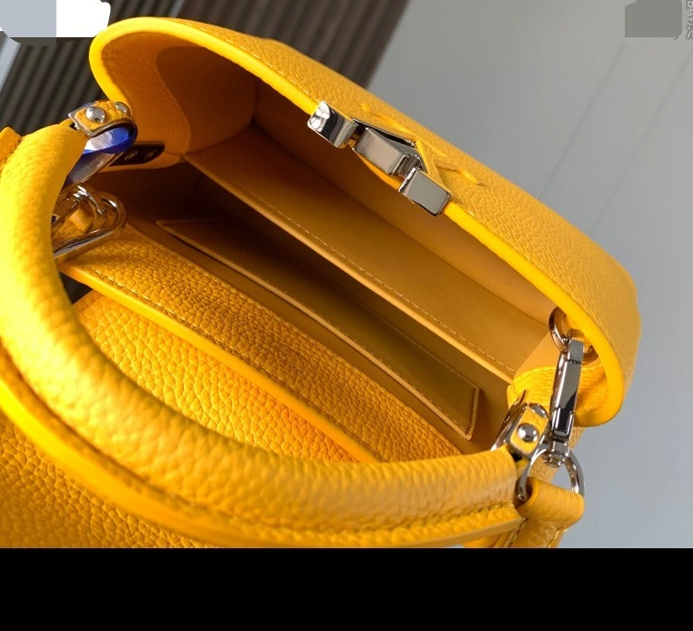 &MOMO--- M55985 item : A-B00H0322A