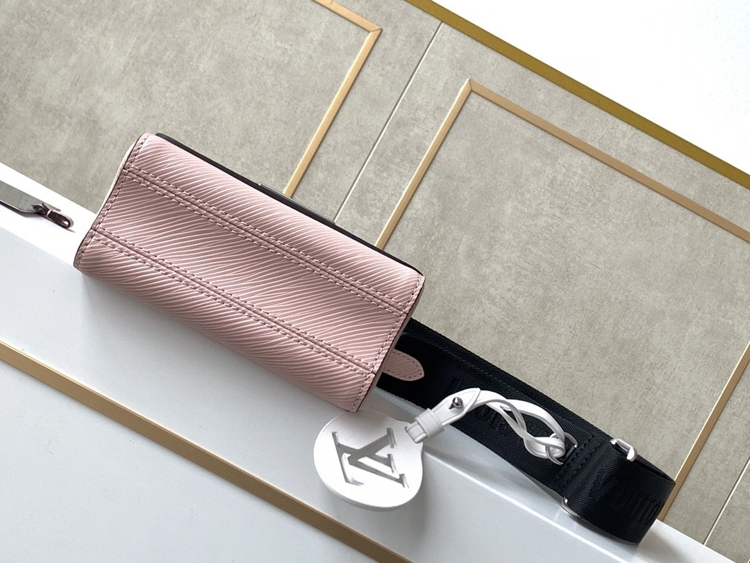 MOMO--- M56887 item : A-B00H0367