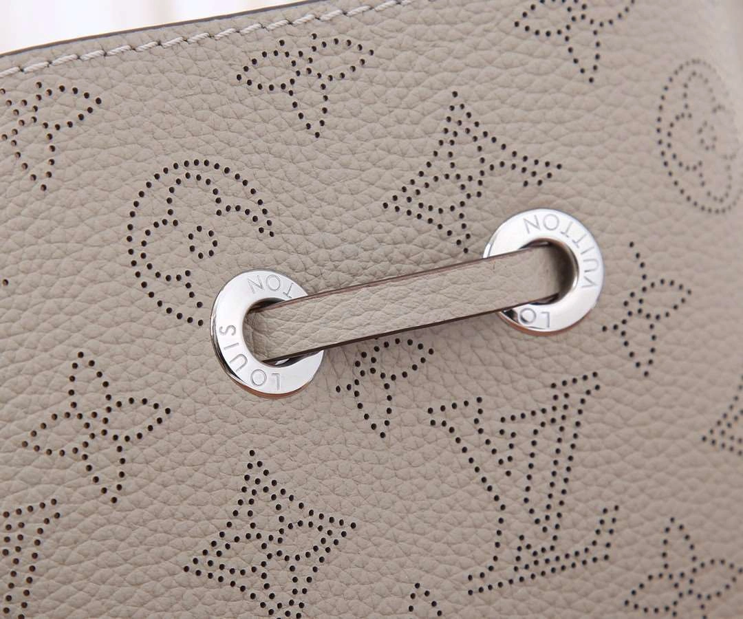 *MOMO--- M57070 Calfskin item : A-B340G2826