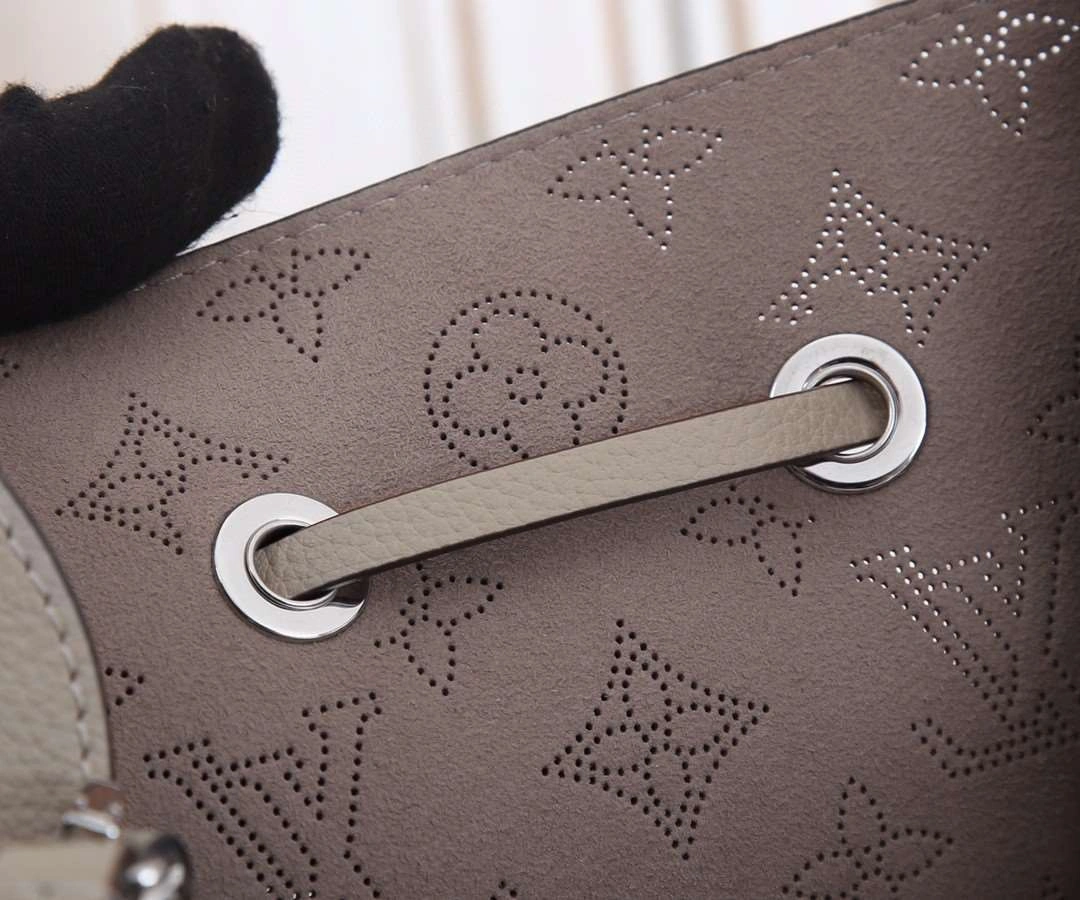 *MOMO--- M57070 Calfskin item : A-B340G2826