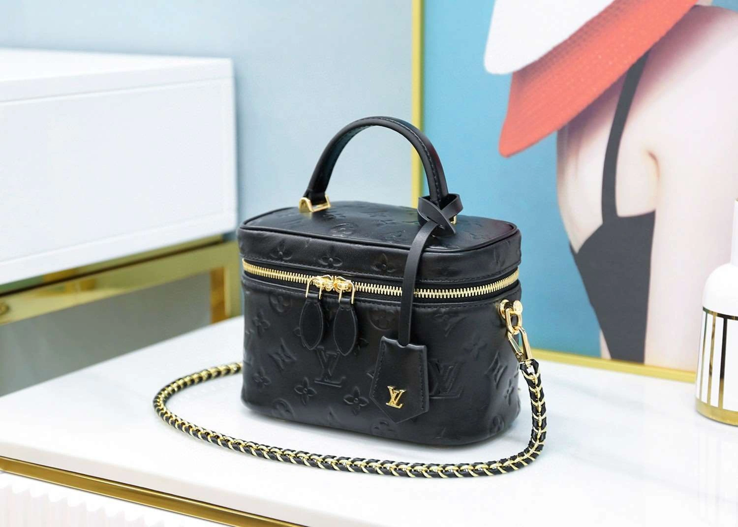 *MOMO--- M57118Vanity item : A-B173G2952