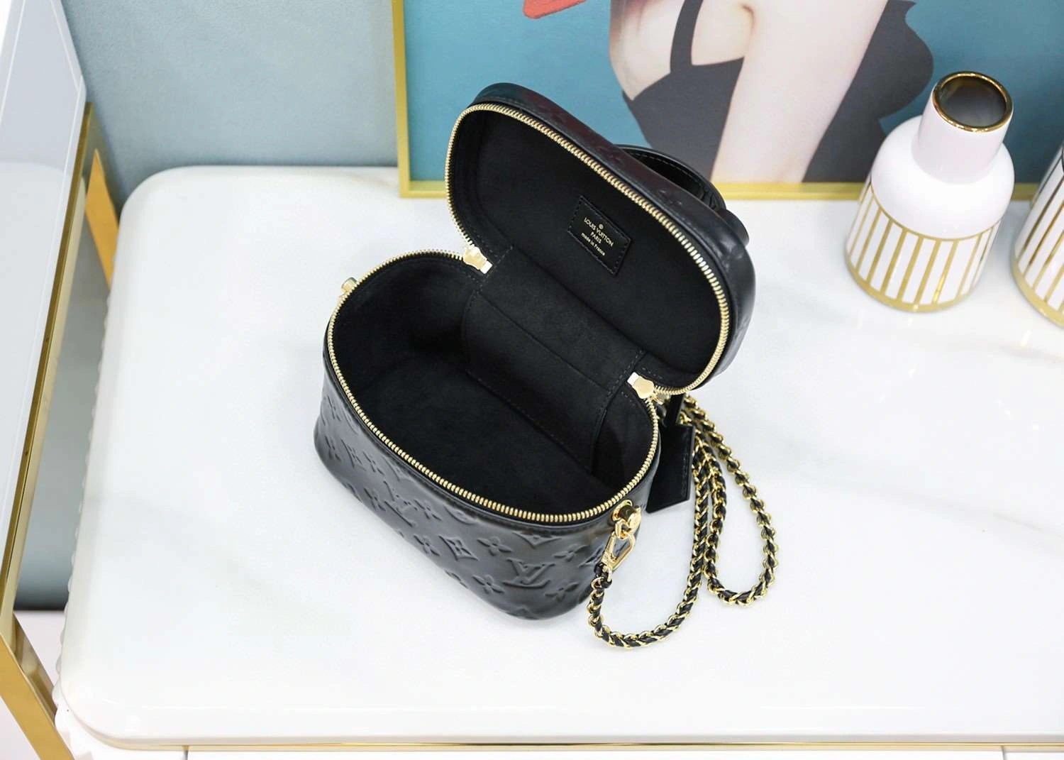 *MOMO--- M57118Vanity item : A-B173G2952