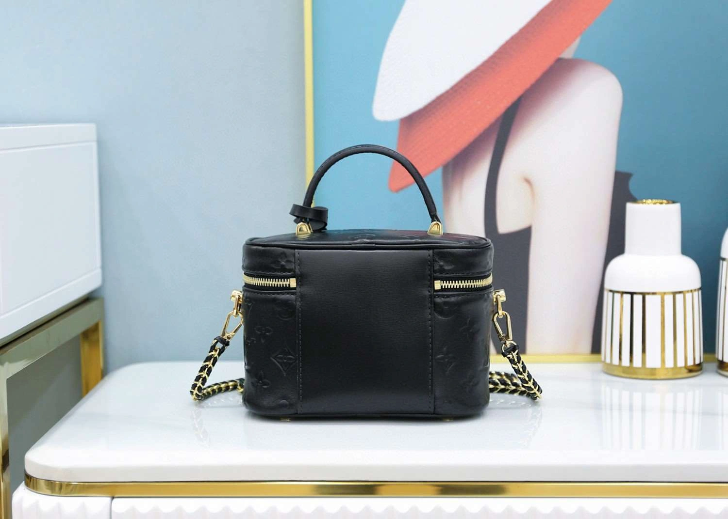 *MOMO--- M57118Vanity item : A-B173G2952