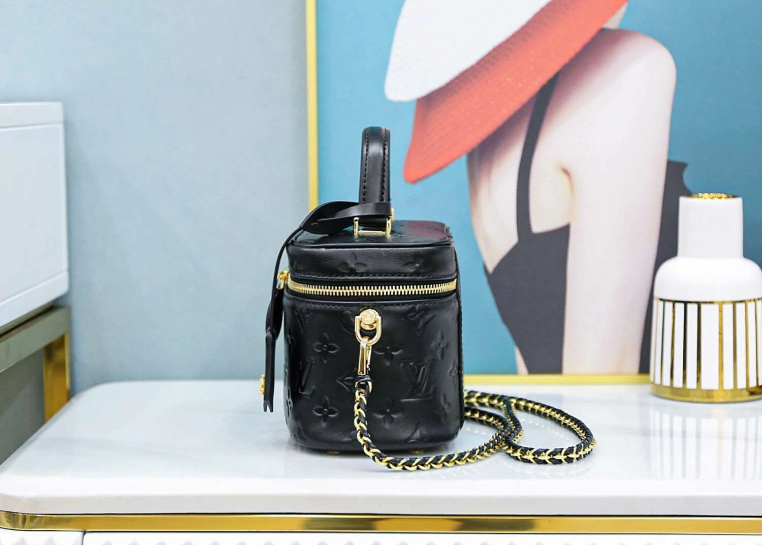 *MOMO--- M57118Vanity item : A-B173G2952