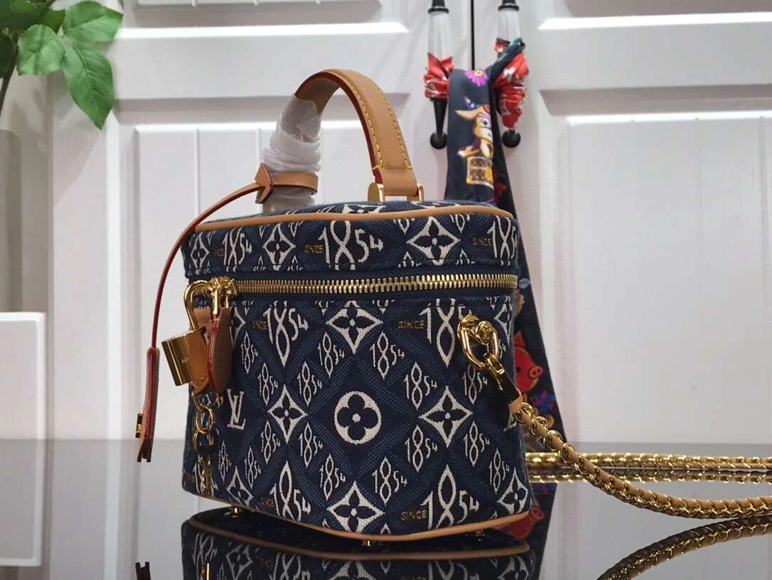 *MOMO--- M57403 item :174B63E1536