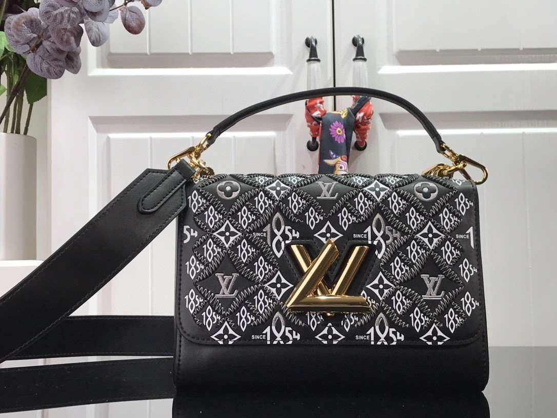 *MOMO--- M57442 Calfskin item : A-B174G3047