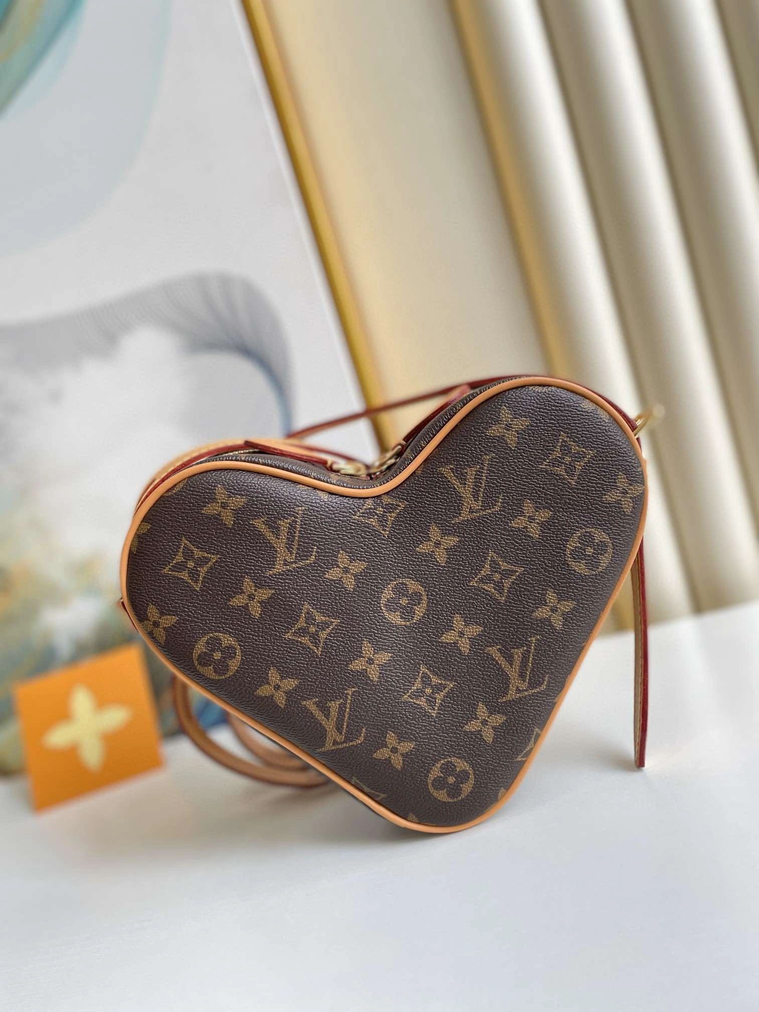 *MOMO--- M57456 item : A-B00G2963