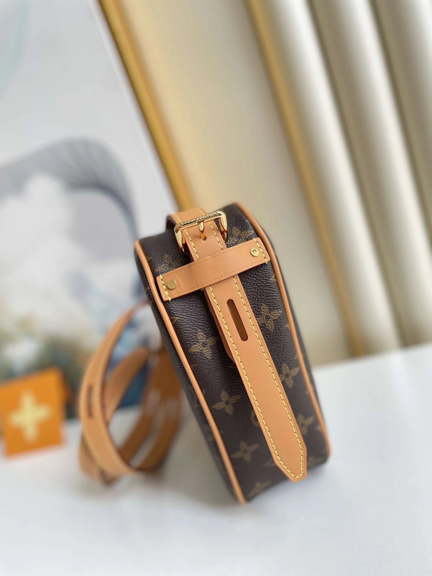 *MOMO--- M57456 item : A-B00G2963