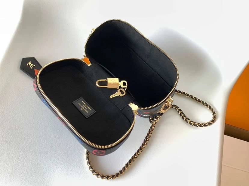 *MOMO--- M57482 item : A-B330G3003