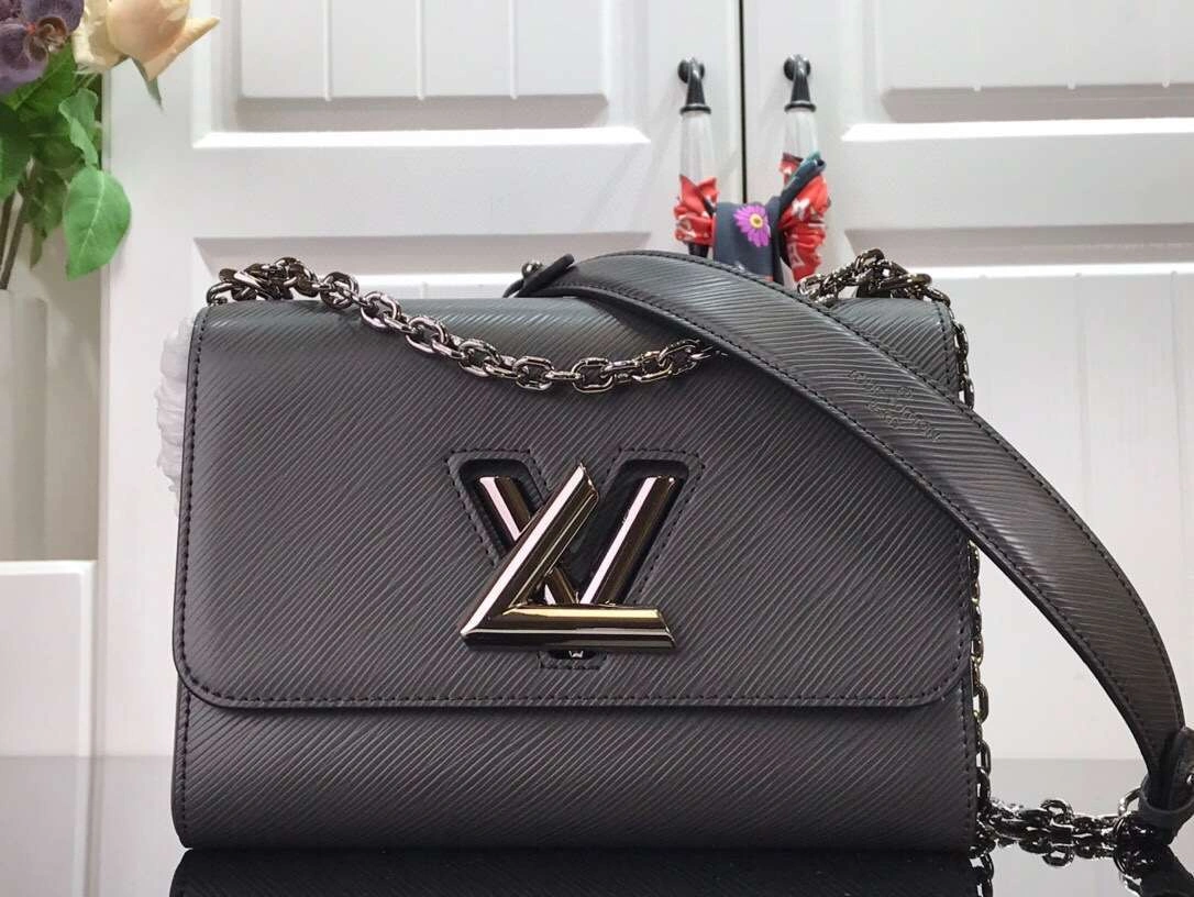 *MOMO--- M57506 50280 3 colour item :174B70E1910-3