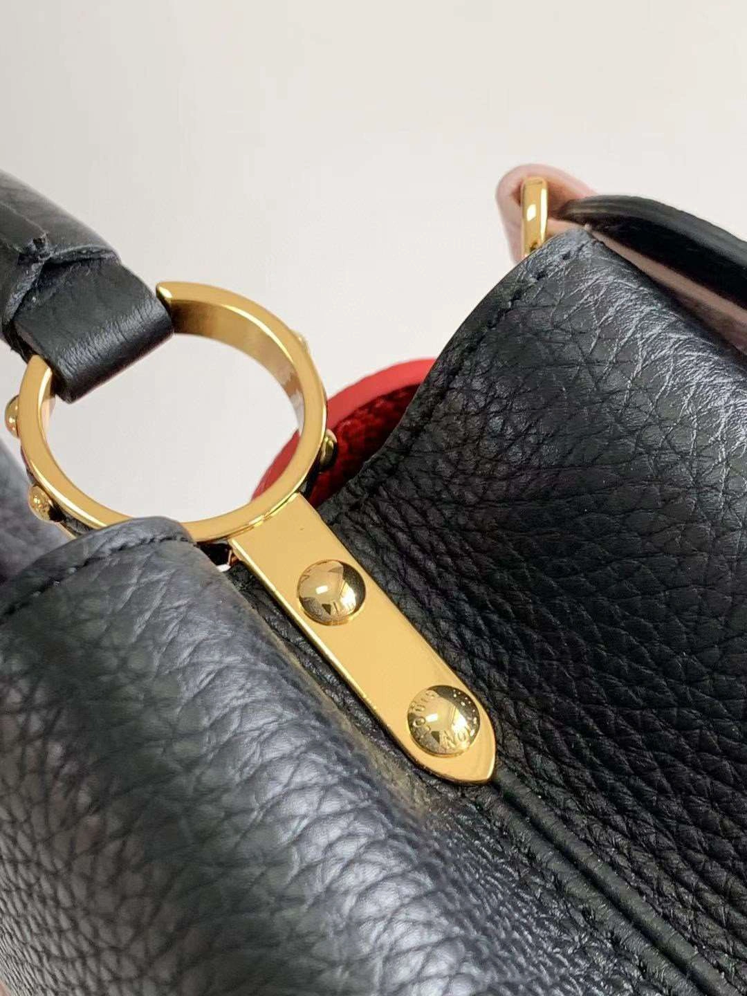 *MOMO--- M57518 item : A-B00G3029