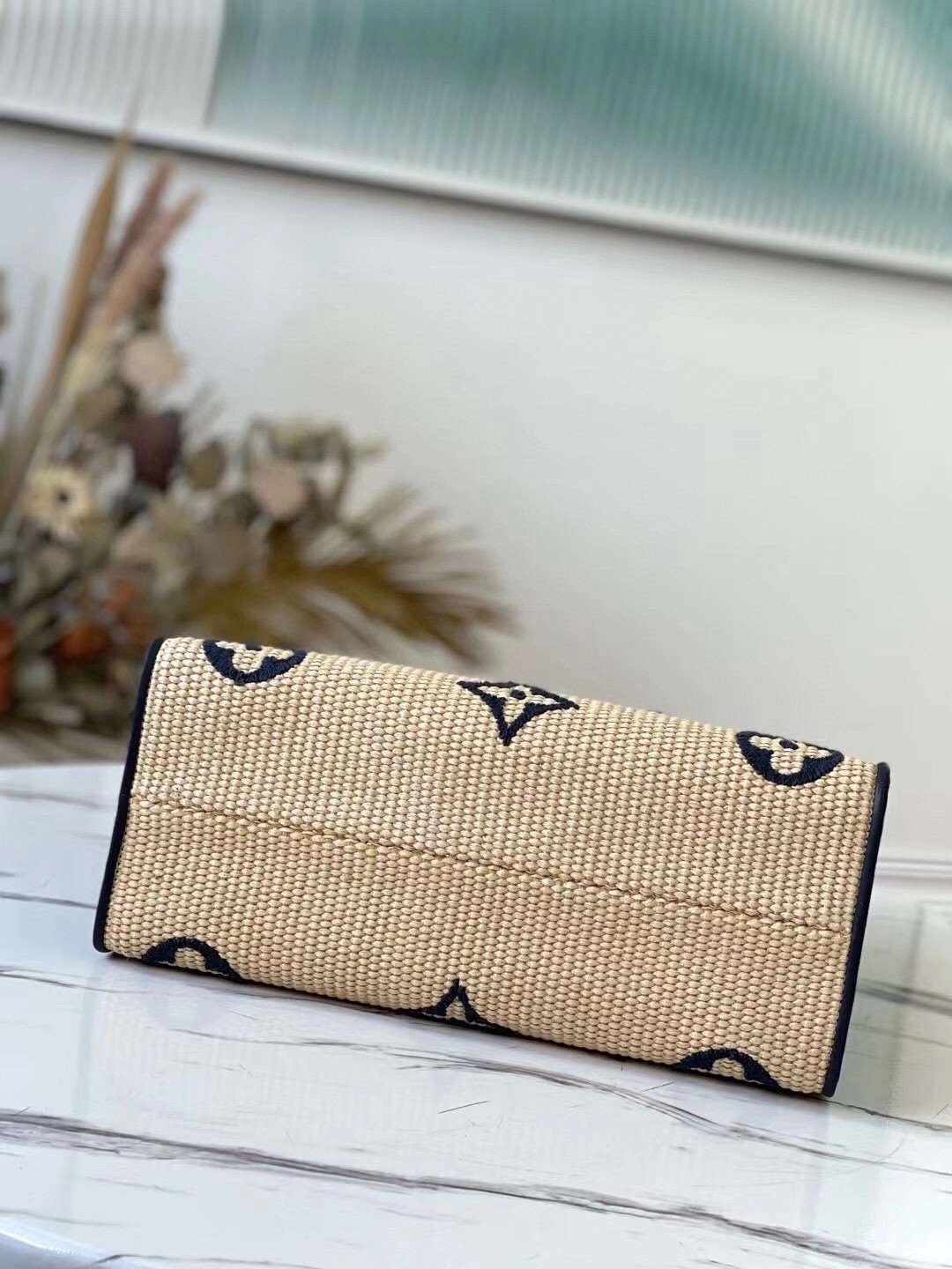 *MOMO--- M57723 item : A-B00H0231