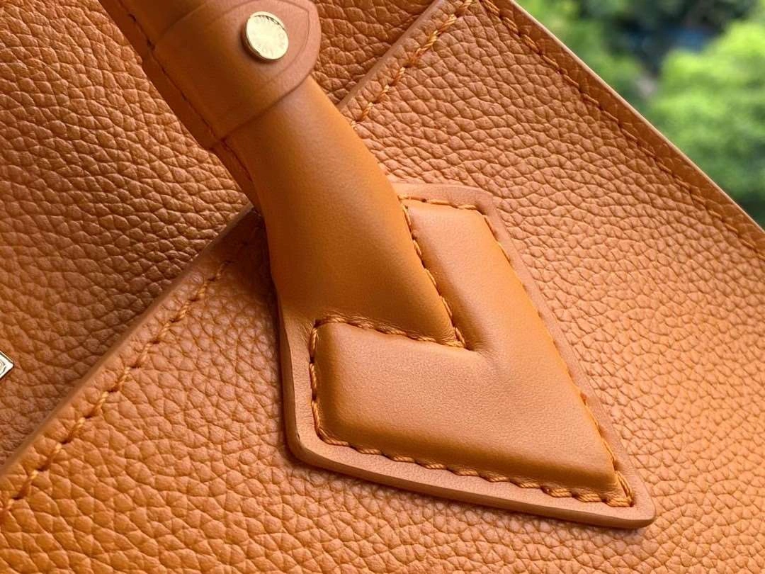 *MOMO--- M57730 Calfskin item : A-B00G3031