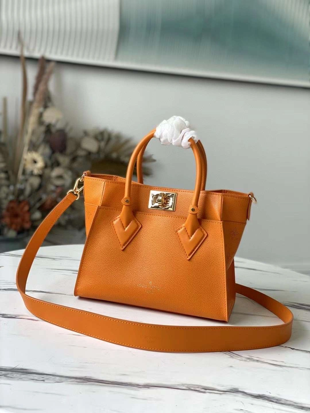 *MOMO--- M57730 Calfskin item : A-B00G3031