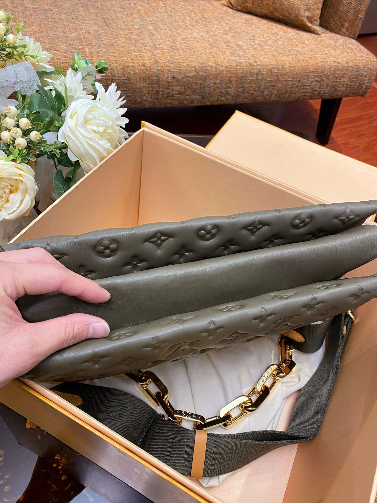 *MOMO--- M57782 sheephide item : A-B00G2966