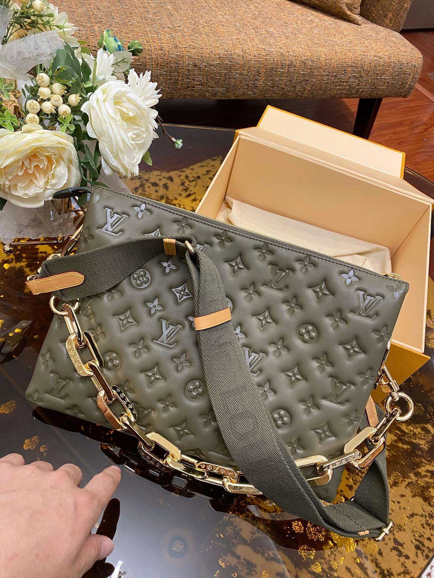 *MOMO--- M57782 sheephide item : A-B00G2966