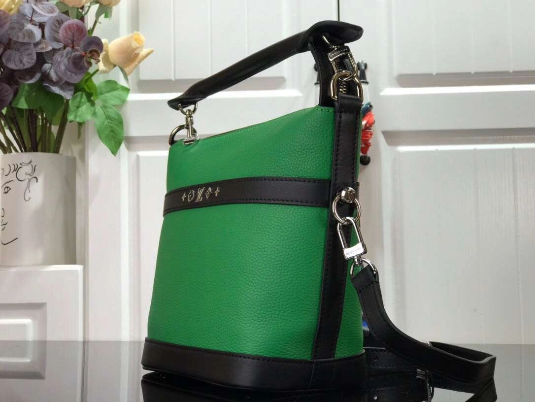 *MOMO--- M57934 3 colour item :174B86E1803-3