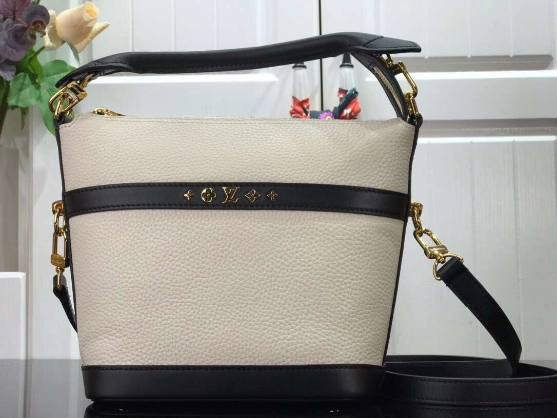 *MOMO--- M57934 3 colour item :174B86E1803-3