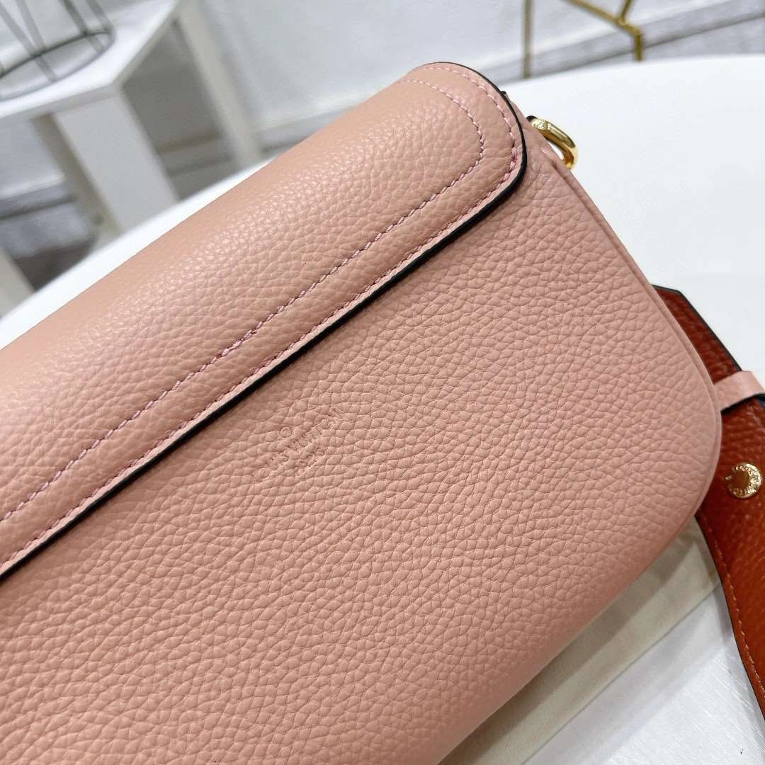 *MOMO--- M58555 Calfskin item : A-B340G3151