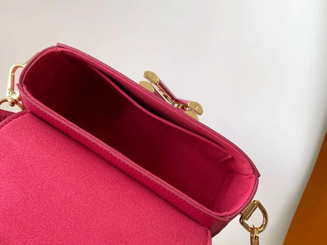 *MOMO--- M58691 Calfskin item : A-B00G3103