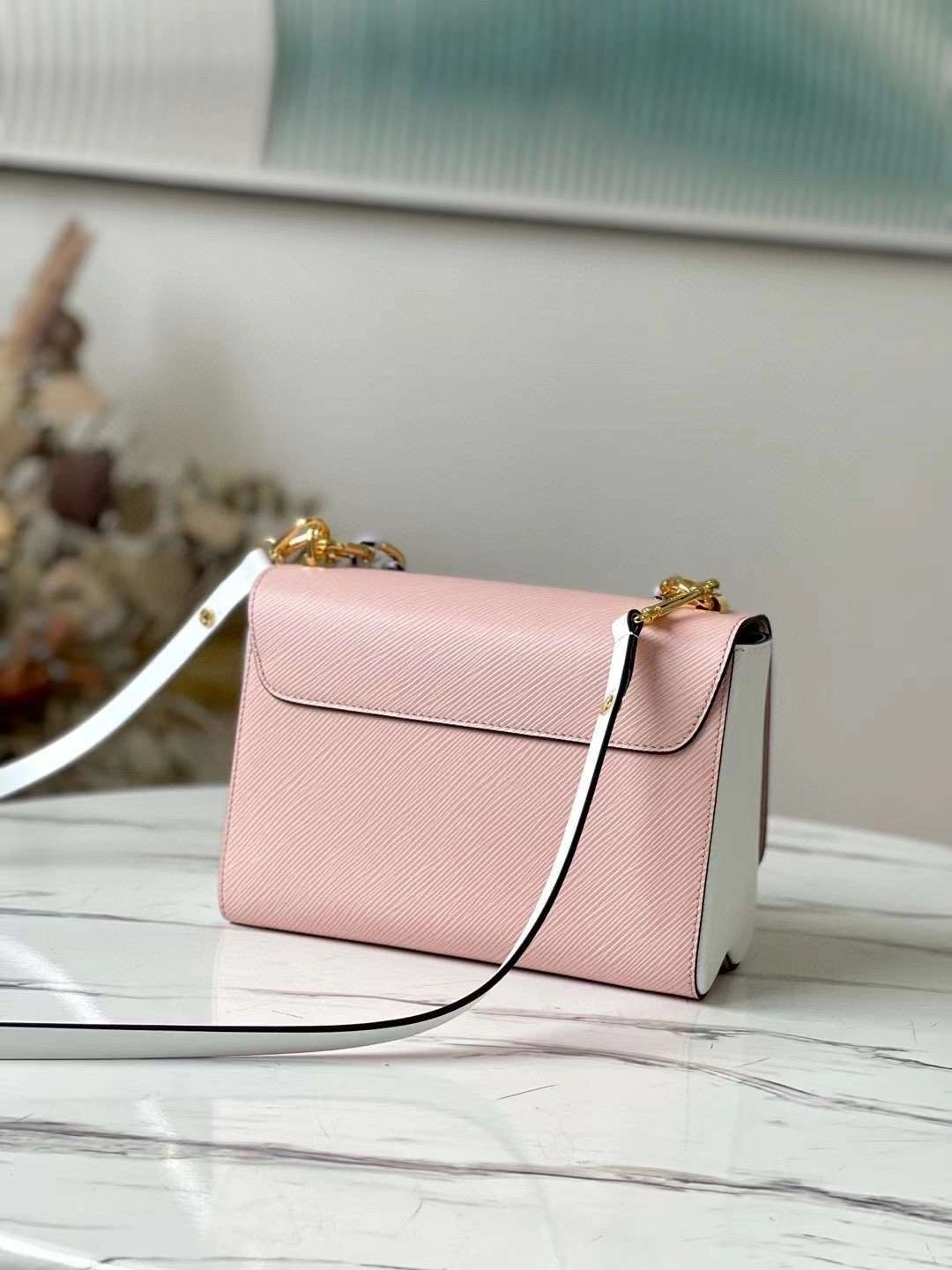 *MOMO--- M58715 item : A-B00G2968