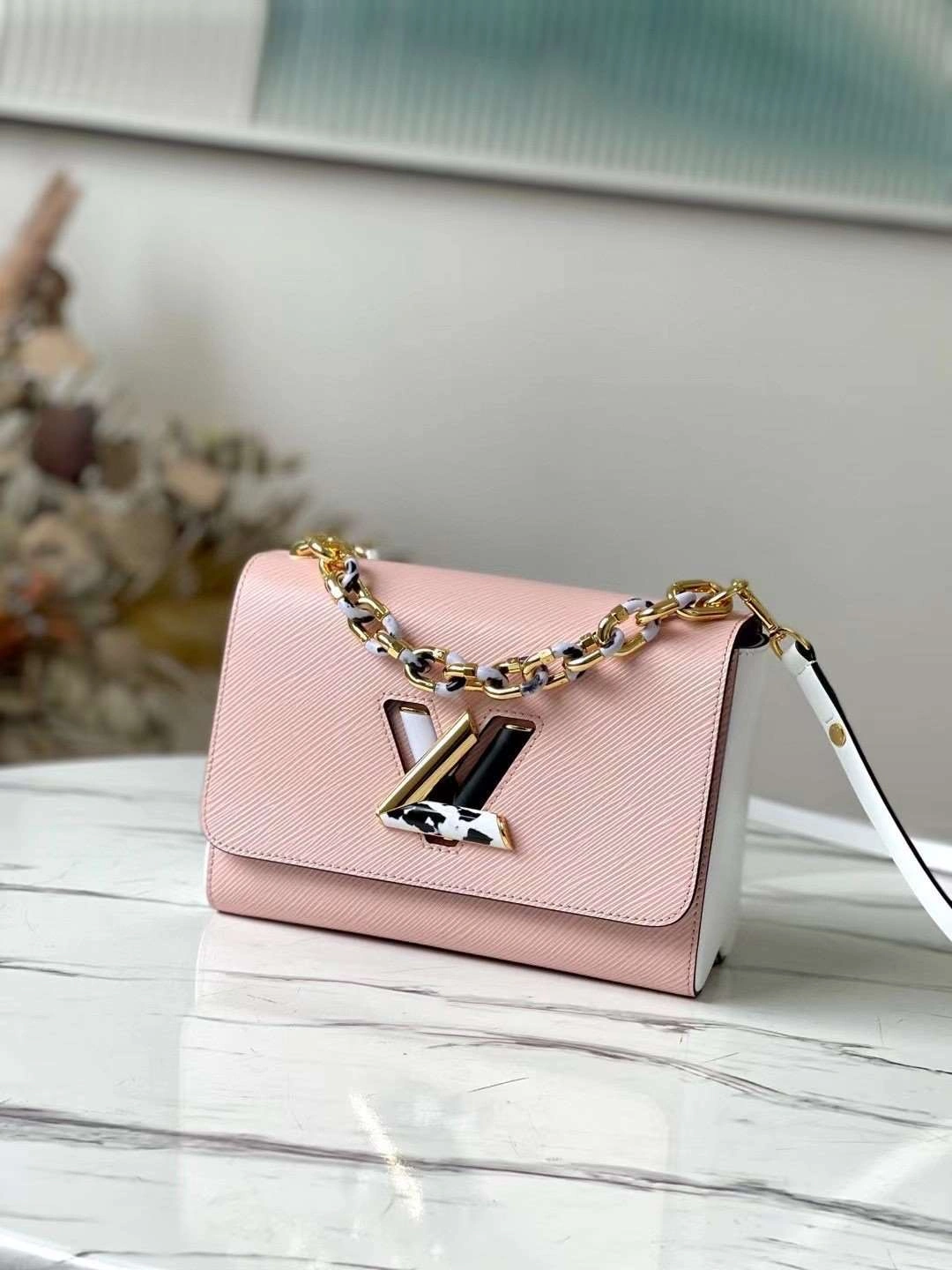 *MOMO--- M58715 item : A-B00G2968