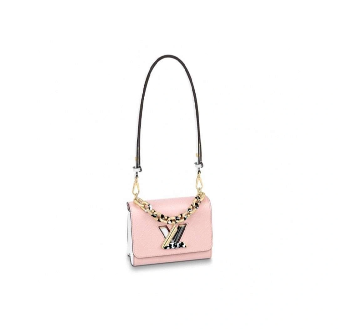 *MOMO--- M58715 item : A-B00G2968