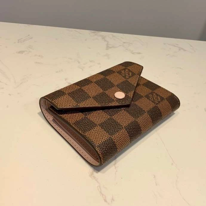 *MOMO--- M61700 item : A-B040G3124