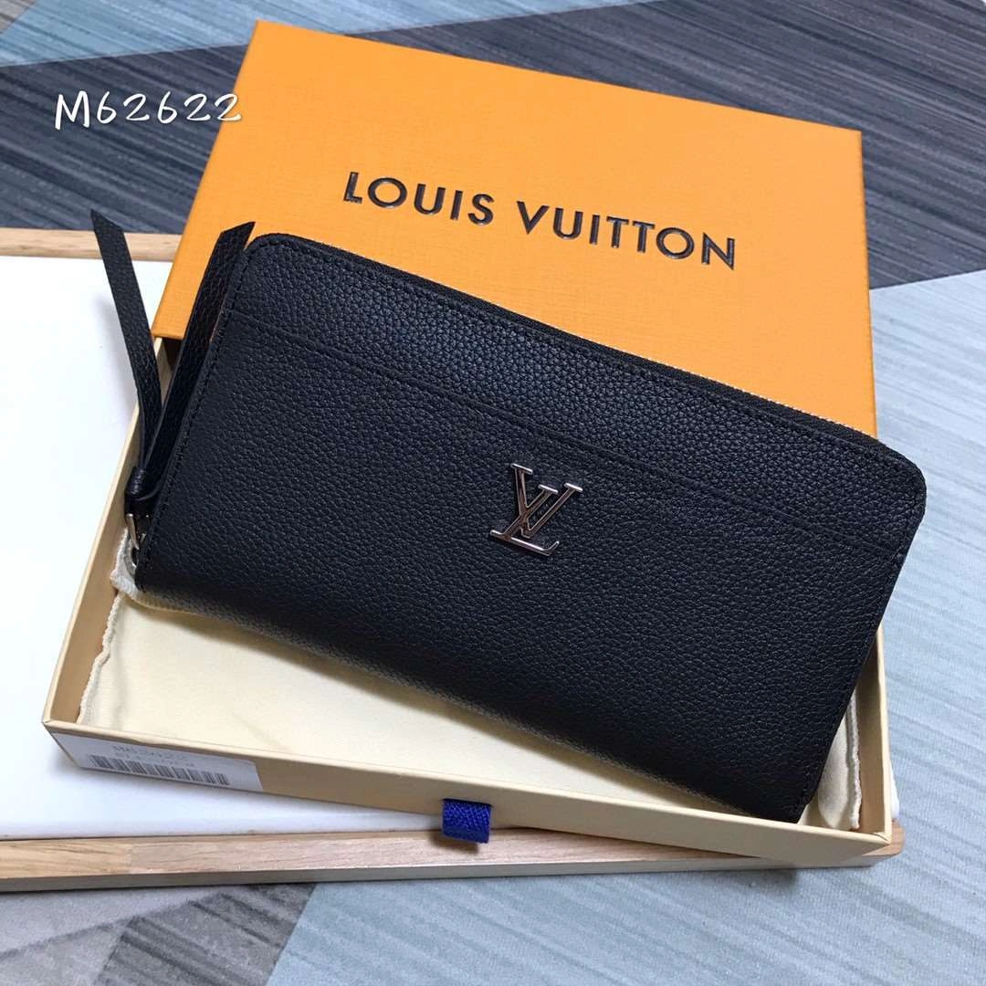 *MOMO--- M62622 Calfskin item : A-B00G3030