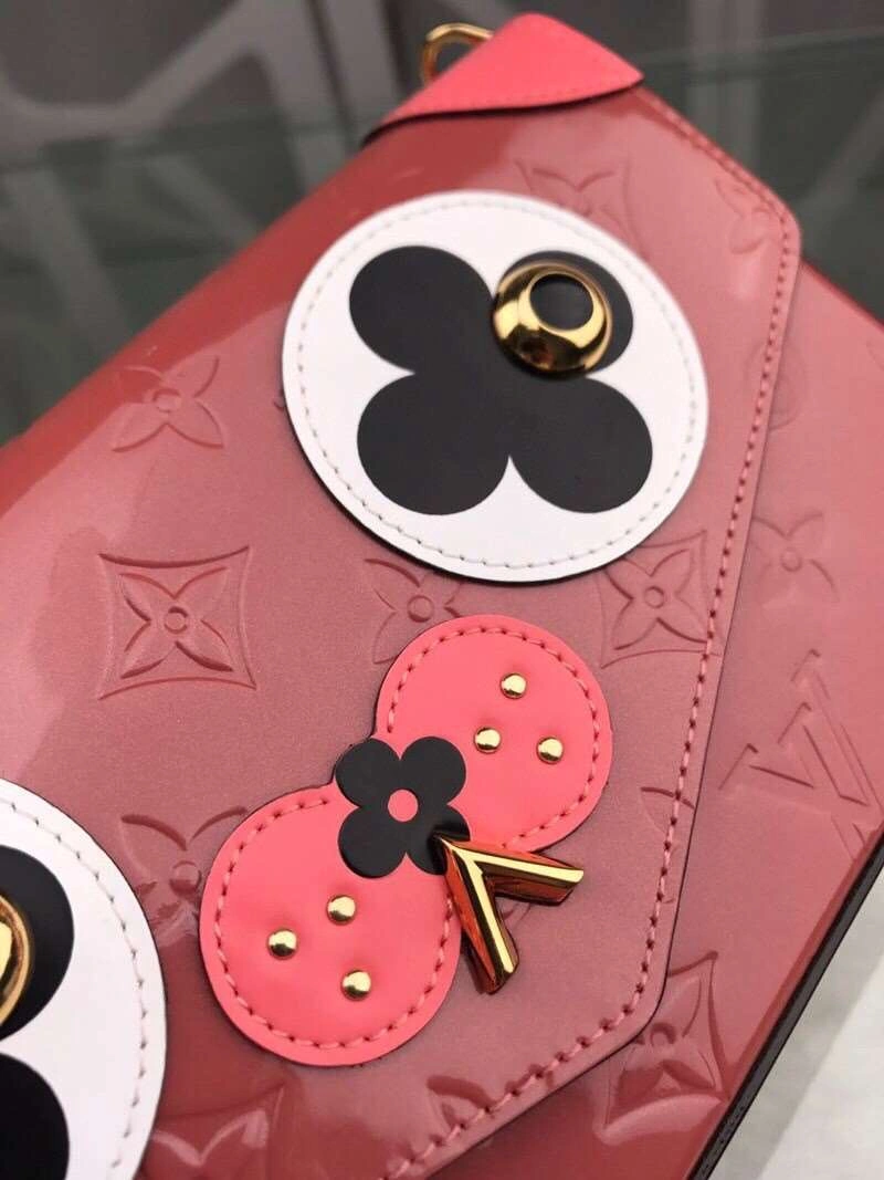 *MOMO--- M62767 item : A-B063G3041