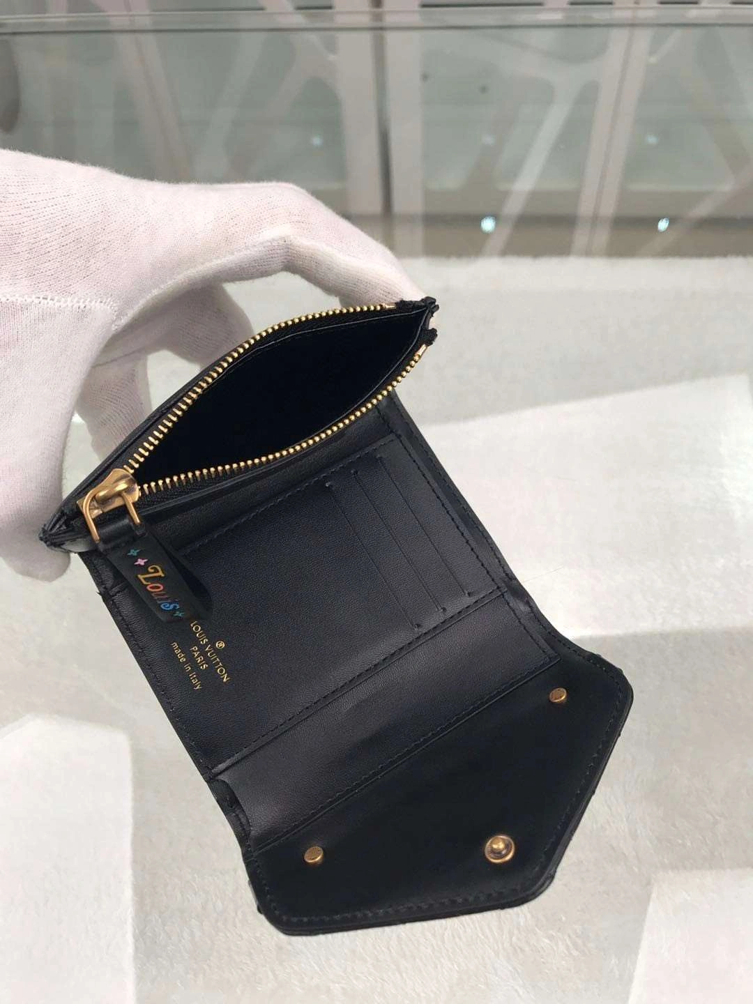 *MOMO--- M63427 Calfskin item : A-B040G3043