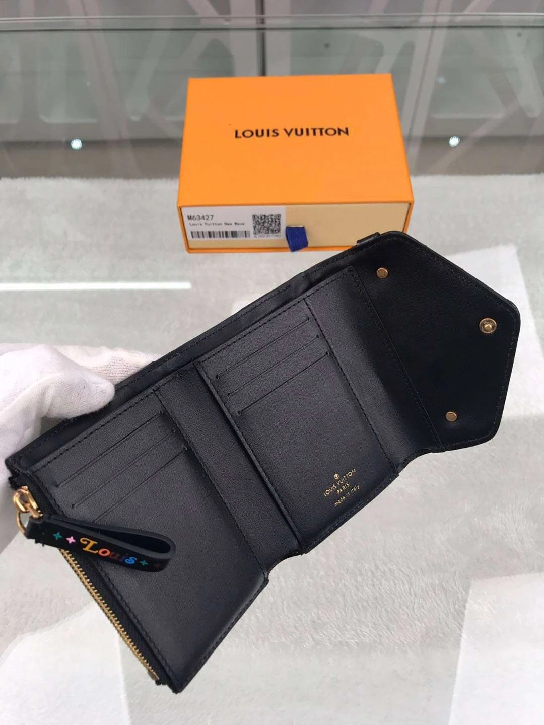 *MOMO--- M63427 Calfskin item : A-B040G3043