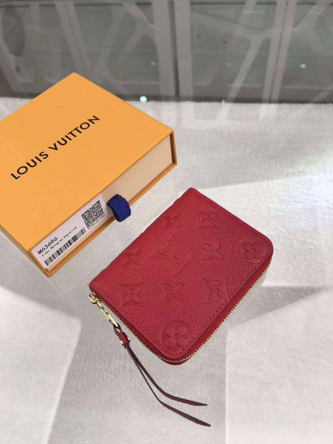 *MOMO--- M63696 item : A-B063G3035