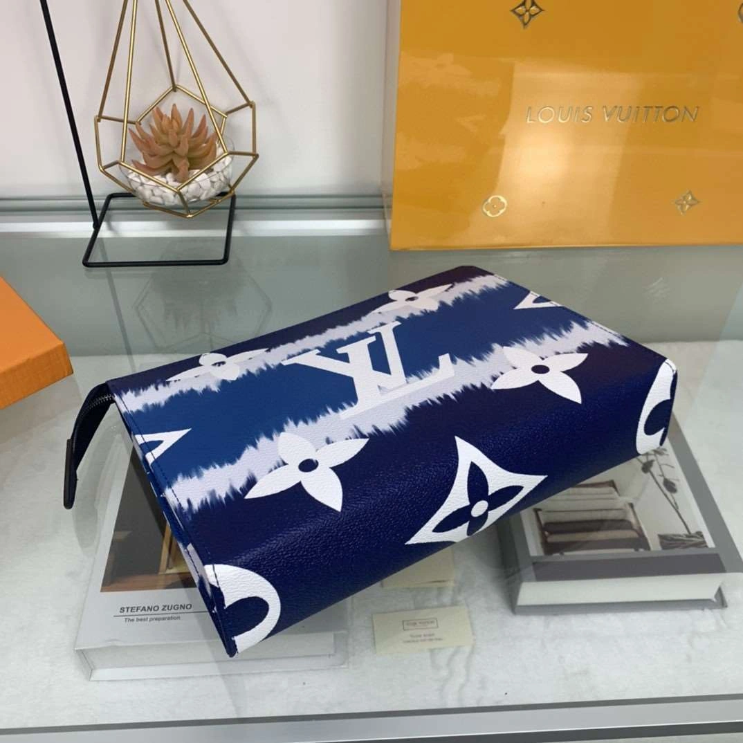 *MOMO--- M69136 cowhide item : A-B00G2947