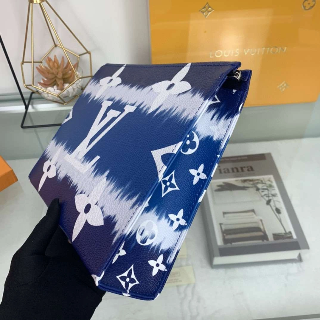 *MOMO--- M69136 cowhide item : A-B00G2947