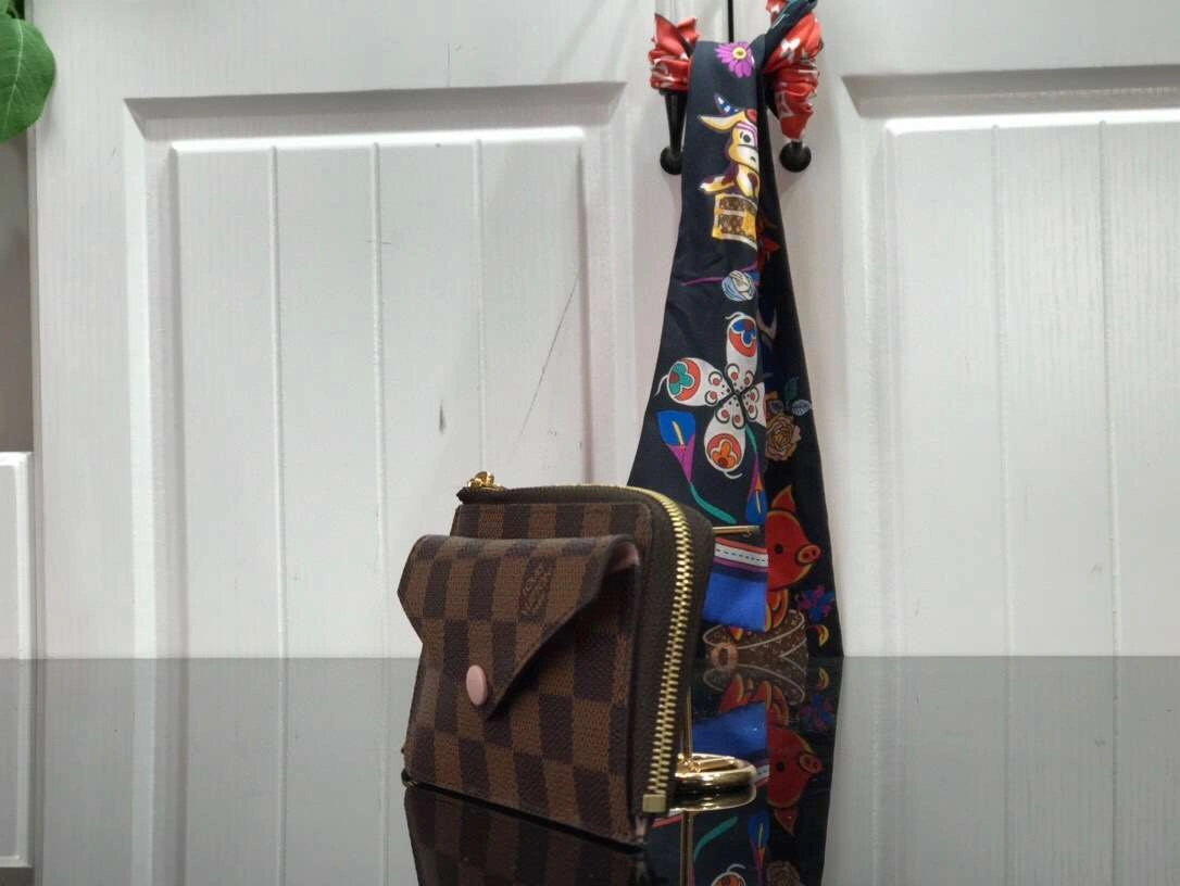 MOMO--- M69431 2 colour item :174B19E1510-2