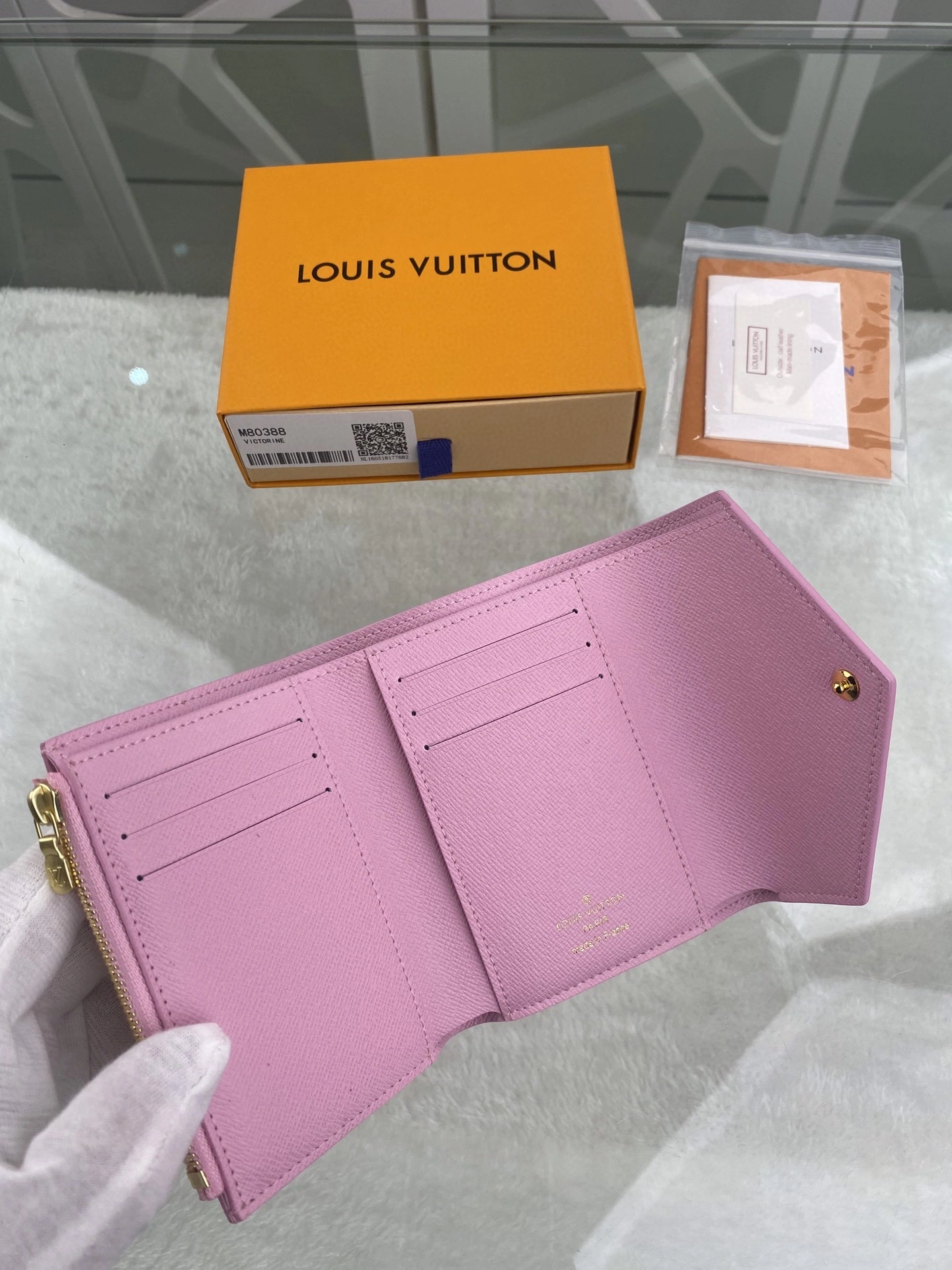 *MOMO--- M80388 item : A-B040G2909