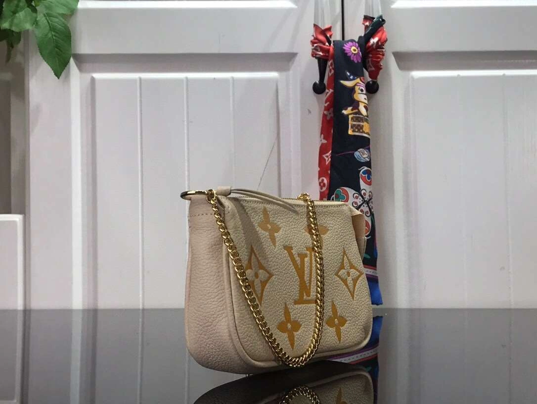 *MOMO--- M80501 2 colour item :174B24E1919-2
