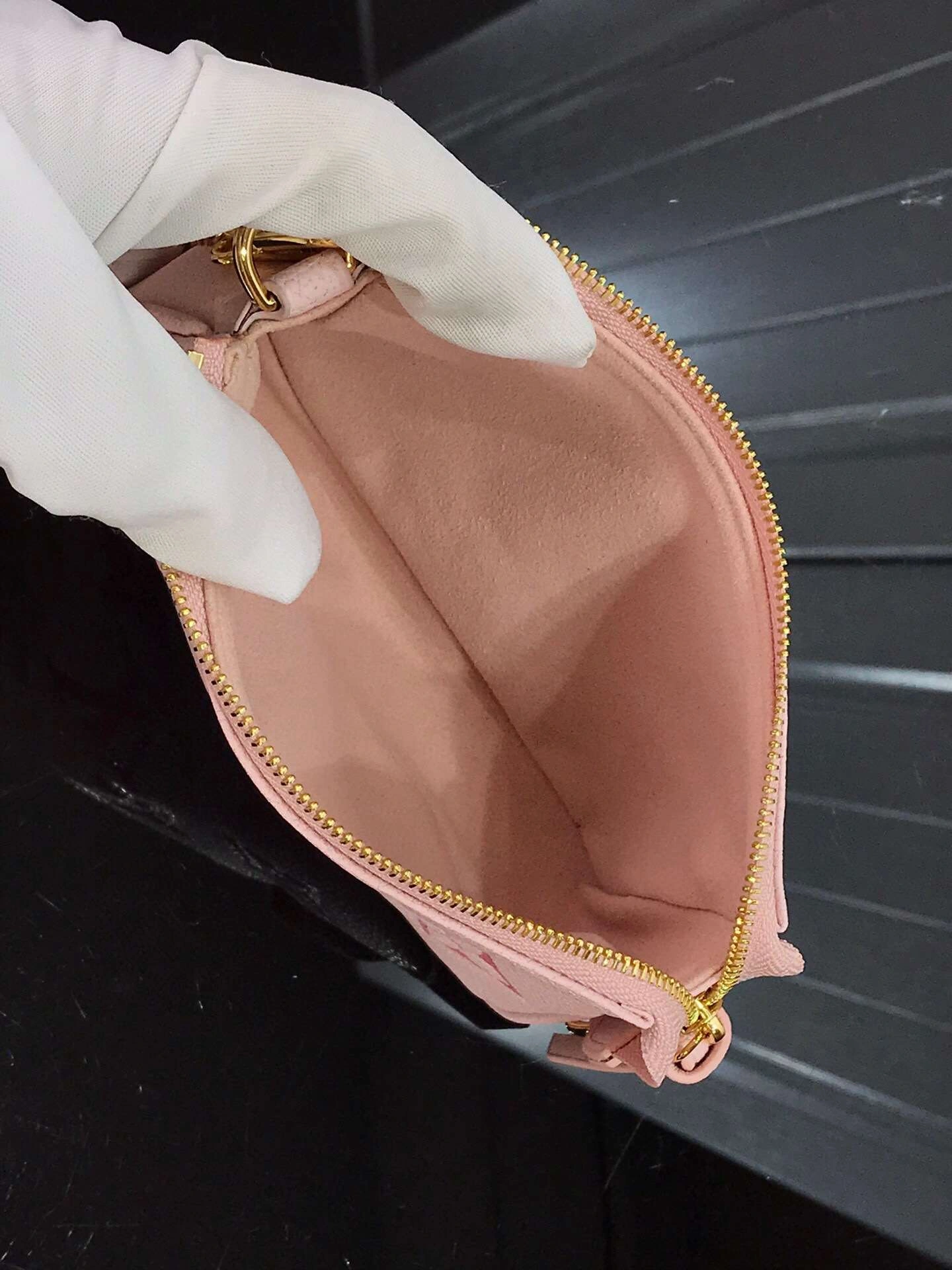 *MOMO--- M80501 2 colour item :174B24E1919-2
