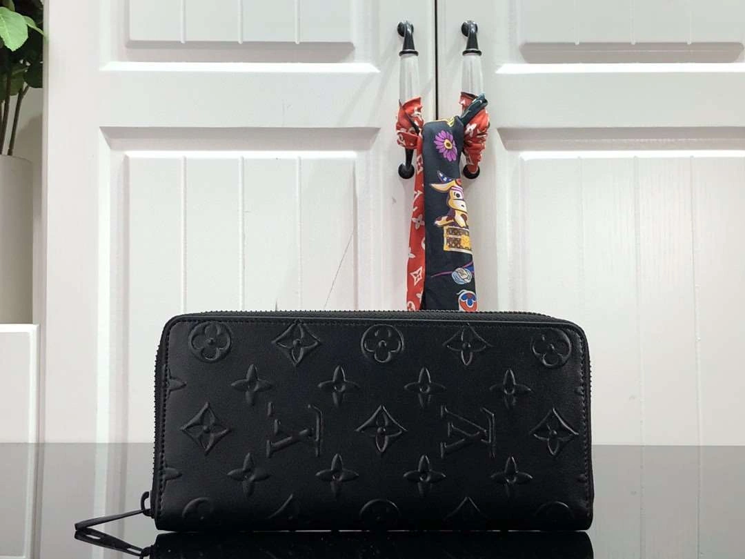 *MOMO--- M80505 cowhide item : A-B174G3109