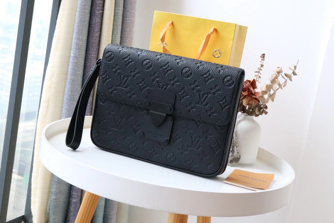 *MOMO--- M80582 item : A-B063J6589T