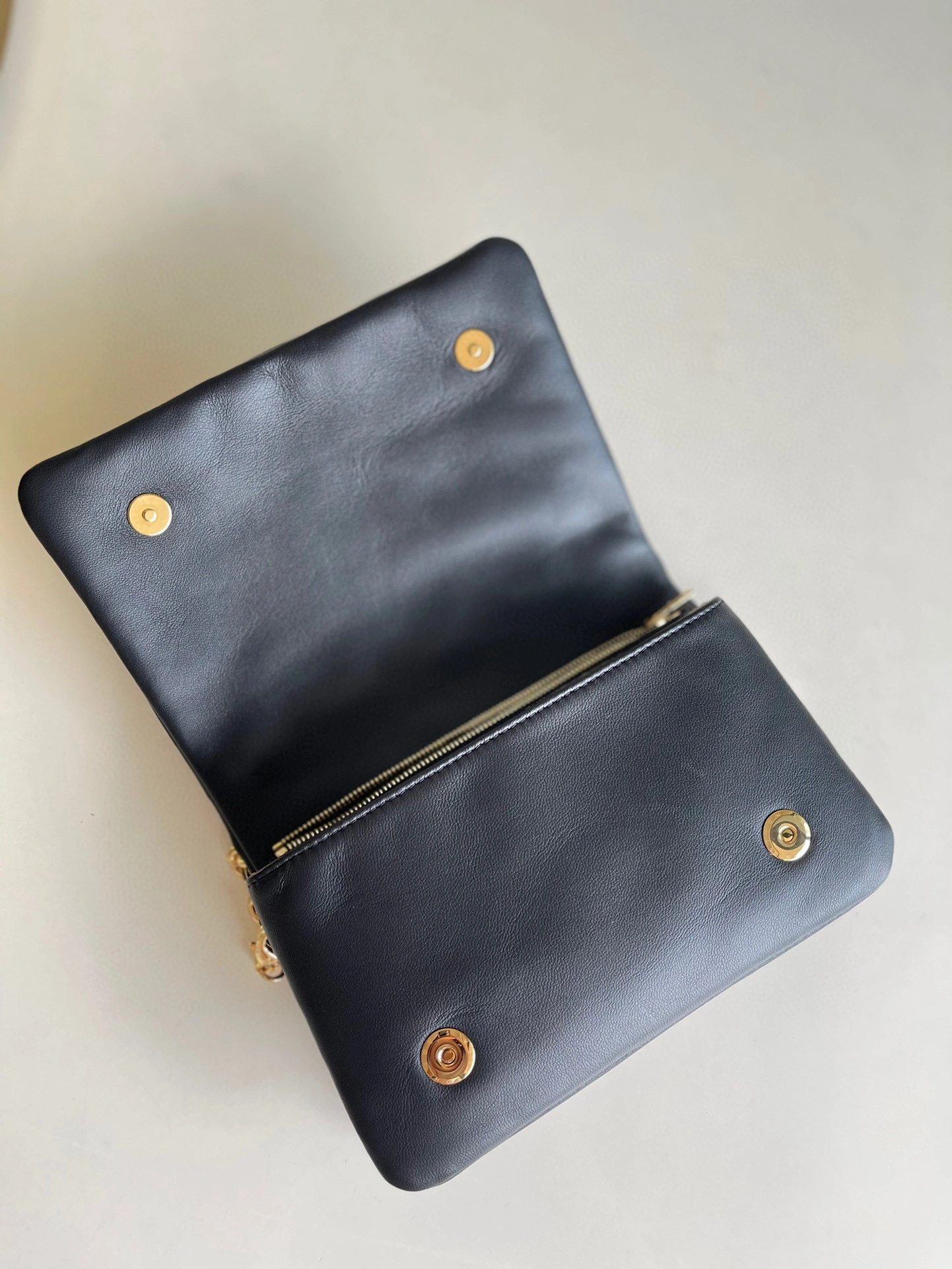 MOMO--- M80742 Pochette Coussin item :00B80E0061