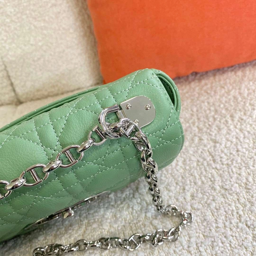 *MOMO--- M9241PWHC-M59H Calfskin item : A-B00H2326A