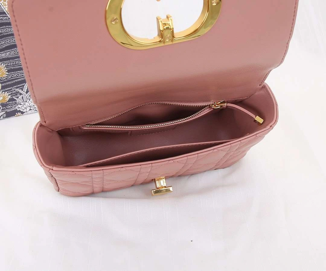 *MOMO--- M9241UWHC-M69P cowhide item : A-B00H0641L