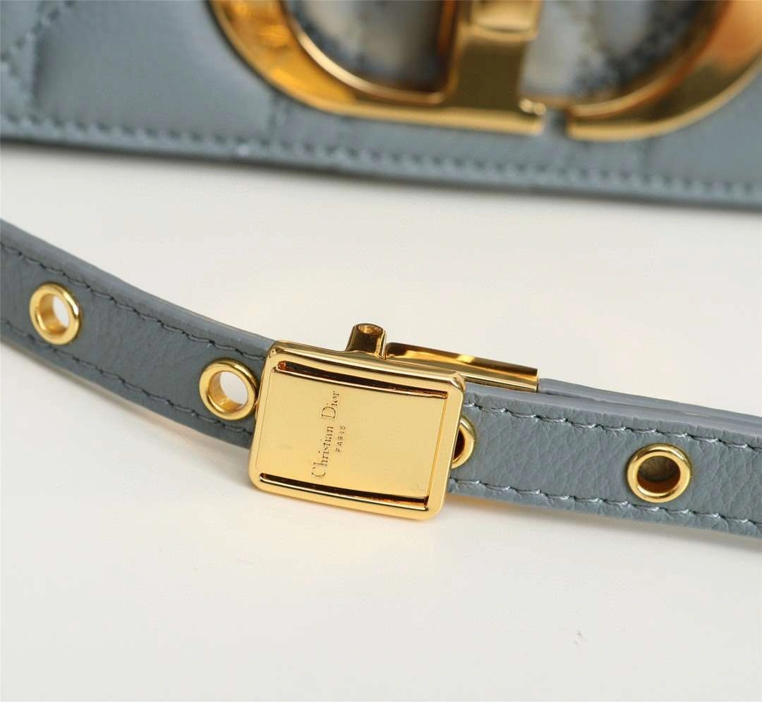 *MOMO--- M9241UWHC-M81B cowhide item : A-B00H0639L